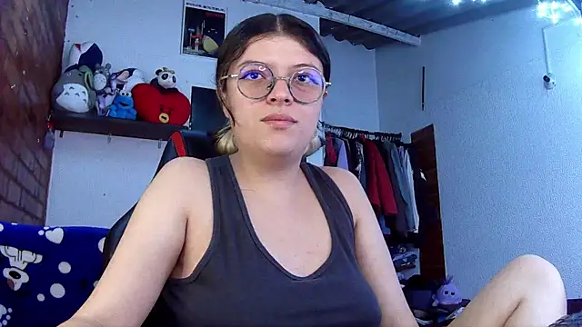 Emily  katz online show from 03/18/25, 06:50