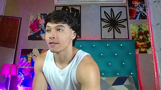Snapshot of LiamAndrewzz chatting on 06/07/26, 07:24 LiamAndrewzz online show from 06/07/26, 07:24
