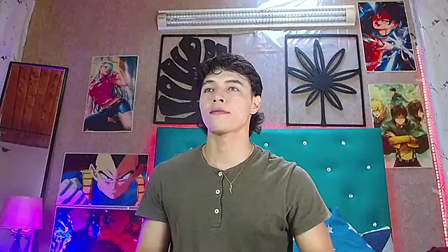 LiamAndrewzz online show from 12/01/25, 04:52