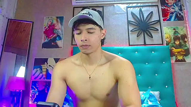 LiamAndrewzz online show from 10/02/25, 05:05