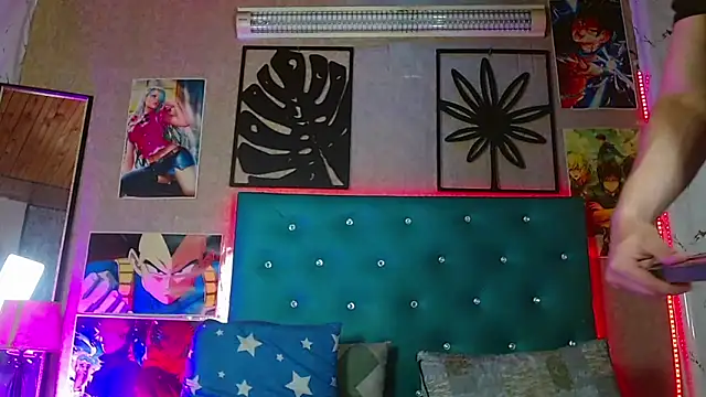 LiamAndrewzz online show from 05/15/26, 04:21