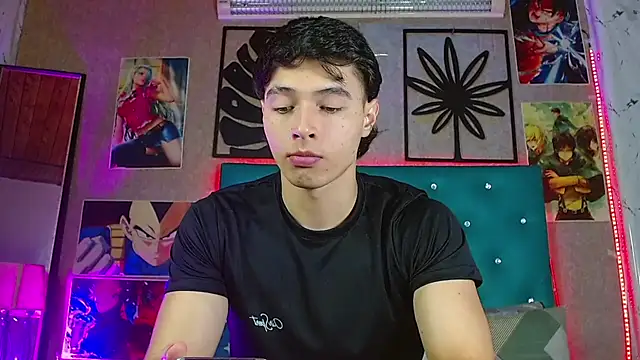 LiamAndrewzz online show from 03/23/26, 04:34