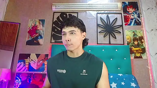 LiamAndrewzz online show from 12/03/25, 06:18