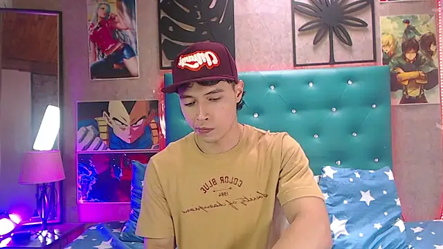 LiamAndrewzz online show from 09/30/25, 04:57