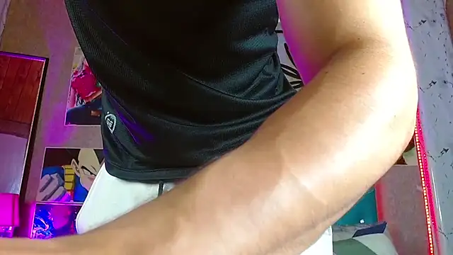 LiamAndrewzz online show from 02/28/26, 04:45