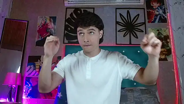 LiamAndrewzz online show from 04/19/26, 04:02