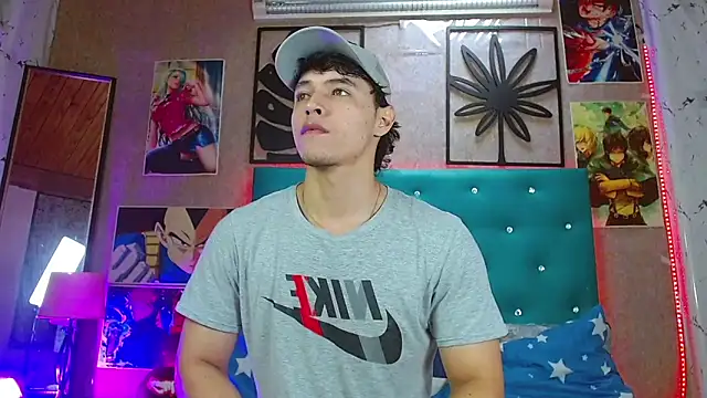 LiamAndrewzz online show from 11/05/25, 06:55