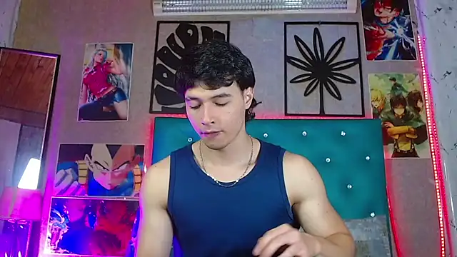 LiamAndrewzz online show from 05/17/26, 04:23