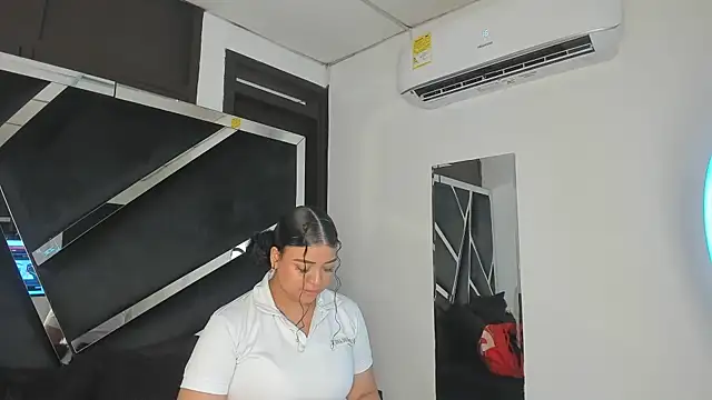 Rubyxht online show from 10/03/25, 12:39