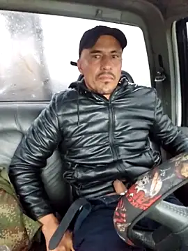 Iuver online show from 02/16/26, 09:02