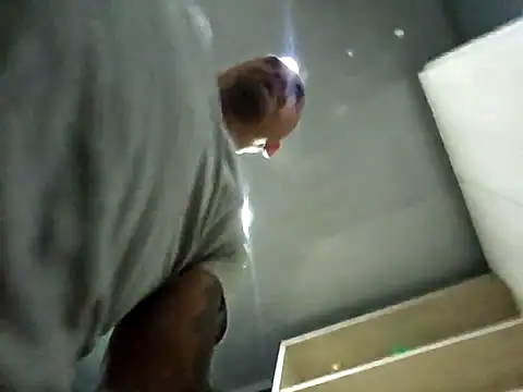 Iuver online show from 01/10/26, 01:45