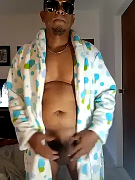 Odin-2121 online show from 02/19/25, 04:33