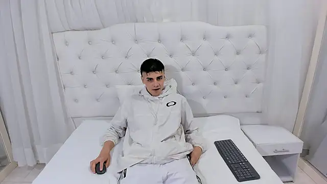 frank jhonsson online show from 12/05/25, 05:11