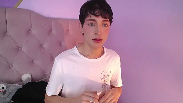 Snapshot of Damiian21_ chatting on 03/12/25, 01:40 Damiian21 online show from 03/12/25, 01:40
