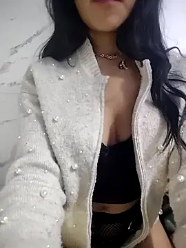 ElaRuil69 online show from 10/25/25, 03:28