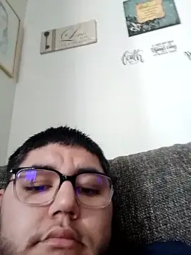 Snapshot of Bigdaddy-Marc chatting on 05/08/26, 12:03 Bigdaddy-Marc online show from 05/08/26, 12:03