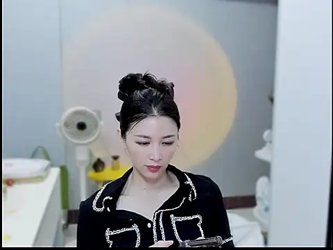 A dabo online show from 10/30/25, 02:25