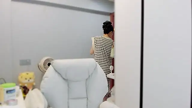 A dabo online show from 11/28/25, 07:03