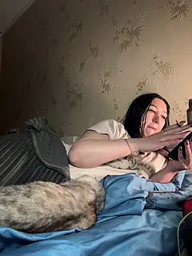 Snapshot of Naughtbaby_2025 chatting on 11/28/25, 04:34 Naughtbaby 2025 online show from 11/28/25, 04:34