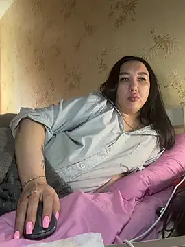 Naughtbaby 2025 online show from 05/05/26, 12:41
