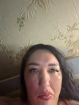 Naughtbaby 2025 online show from 05/27/26, 01:04