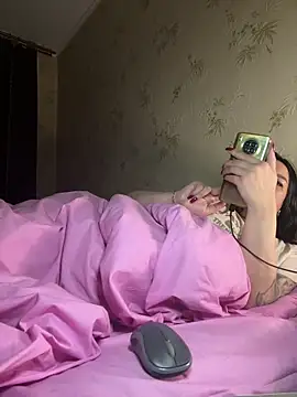 Naughtbaby 2025 online show from 02/09/26, 01:14