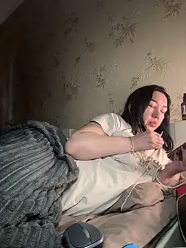 Naughtbaby 2025 online show from 09/15/25, 03:34