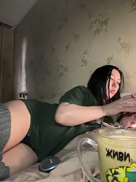 Snapshot of Naughtbaby_2025 chatting on 10/29/25, 01:54 Naughtbaby 2025 online show from 10/29/25, 01:54