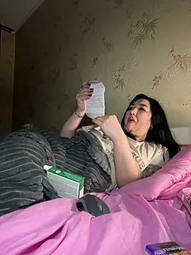 Naughtbaby 2025 online show from 02/06/26, 03:57