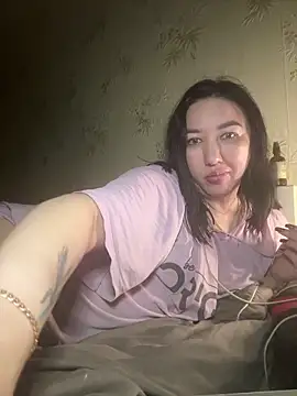 Naughtbaby 2025 online show from 10/04/25, 02:35