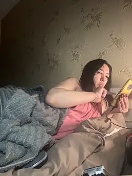 Naughtbaby 2025 online show from 02/24/26, 01:50