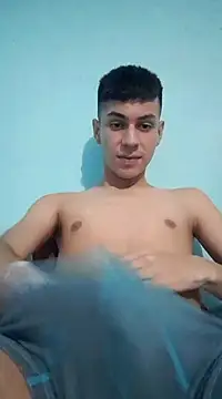 Snapshot of Johann_sex chatting on 03/08/25, 06:10 Johann sex online show from 03/08/25, 06:10