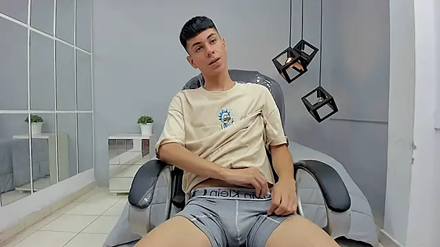 Snapshot of Johann_sex chatting on 09/13/25, 05:24 Johann sex online show from 09/13/25, 05:24