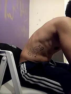 LeonRoots online show from 10/29/25, 06:56