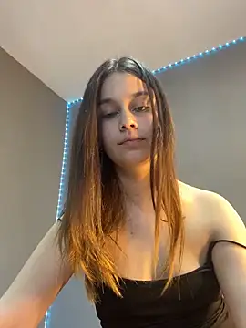 Snapshot of Siena_Amaris chatting on 02/19/25, 12:55 Siena Amaris online show from 02/19/25, 12:55
