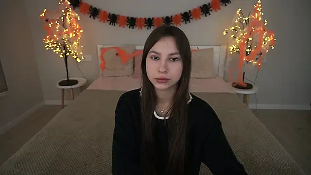 PaigePrado online show from 10/22/25, 05:51