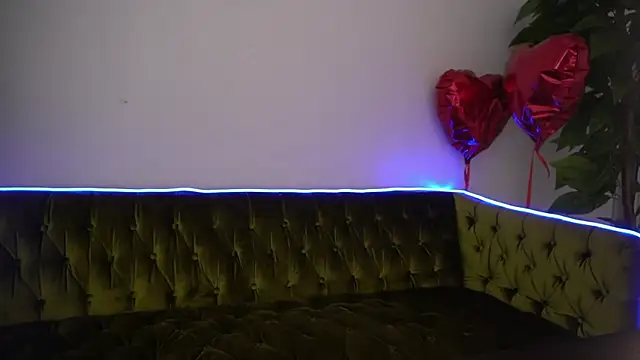 PaigePrado online show from 03/08/25, 04:17