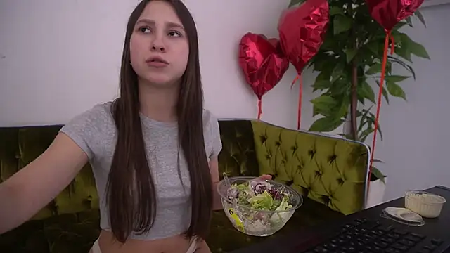 PaigePrado online show from 03/15/25, 04:21