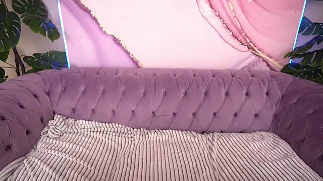 PaigePrado online show from 07/15/26, 05:53