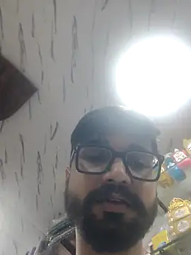 Snapshot of yourindianfellow chatting on 04/19/26, 04:52 yourindianfellow online show from 04/19/26, 04:52