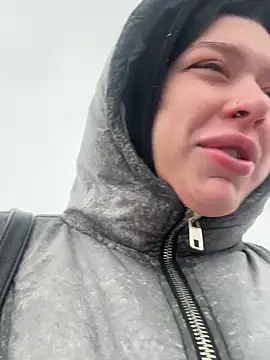 AlishaPrettyBlade online show from 02/15/26, 05:41