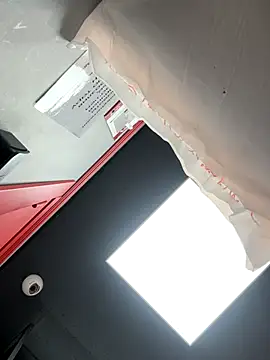 AlishaPrettyBlade online show from 10/05/25, 12:29