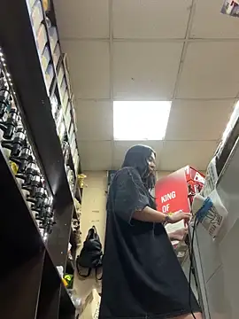 AlishaPrettyBlade online show from 09/20/25, 12:32