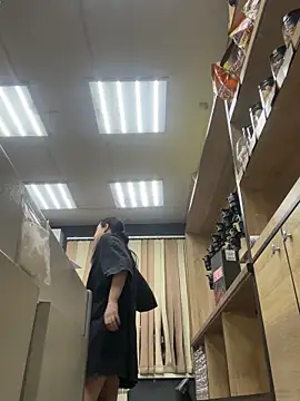 AlishaPrettyBlade online show from 12/18/25, 11:03