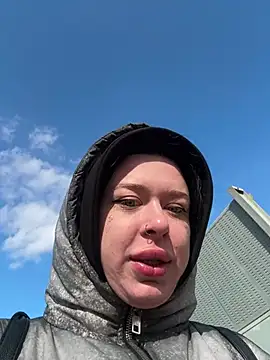 AlishaPrettyBlade online show from 02/12/26, 05:40