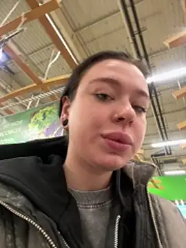 AlishaPrettyBlade online show from 03/11/26, 09:03