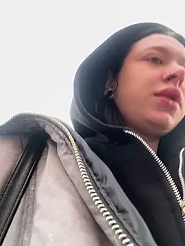 AlishaPrettyBlade online show from 03/09/26, 10:52