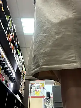 AlishaPrettyBlade online show from 10/26/25, 09:53