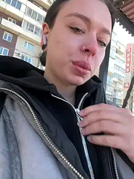 AlishaPrettyBlade online show from 04/07/26, 03:41