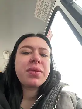 AlishaPrettyBlade online show from 04/21/26, 05:36